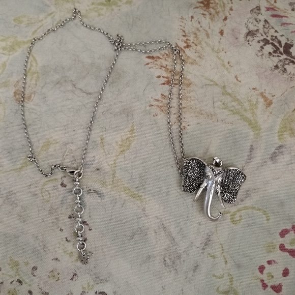 Lucky Brand Elephant Necklace - Picture 4 of 4
